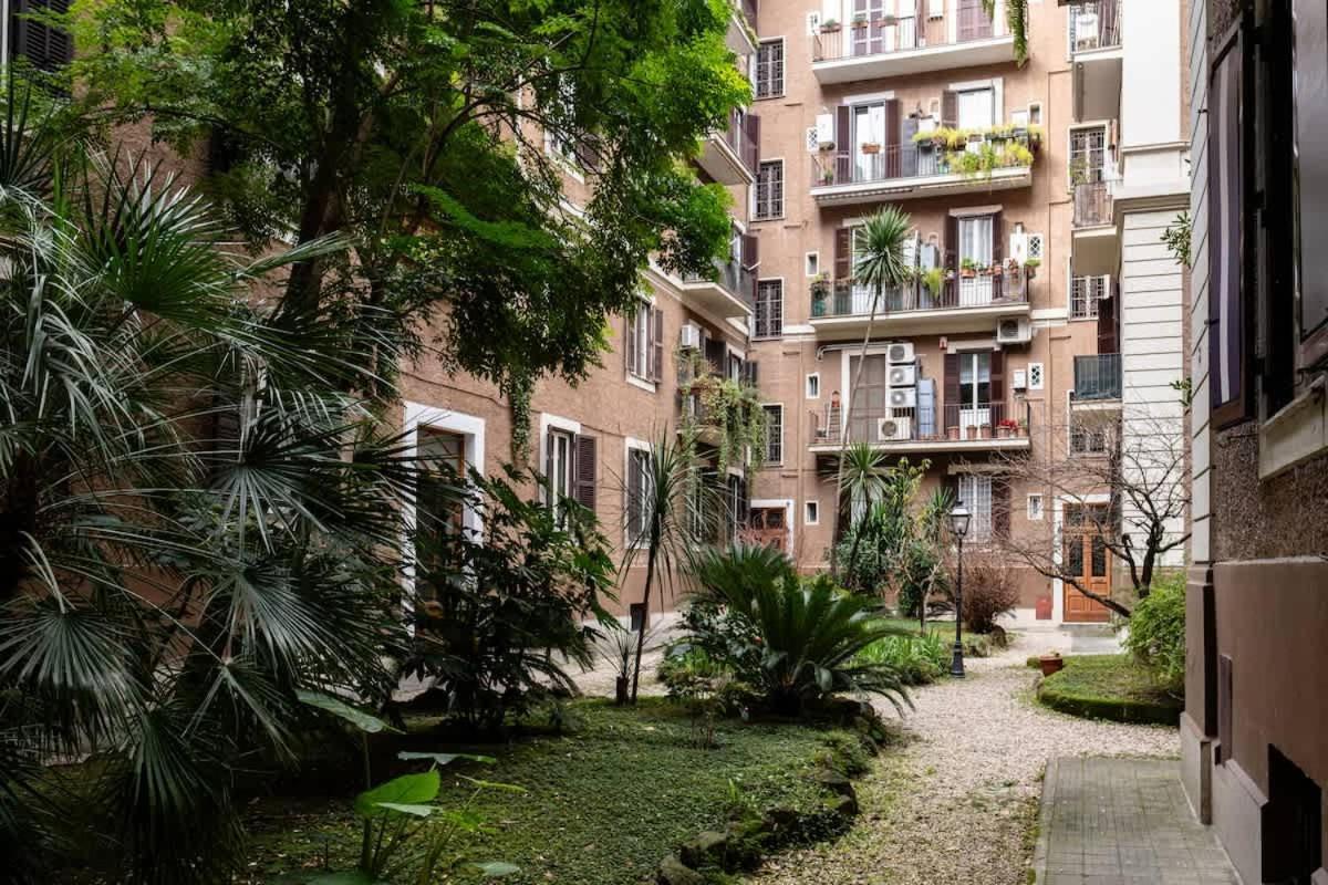 Via G. Ferrari Private Apartment