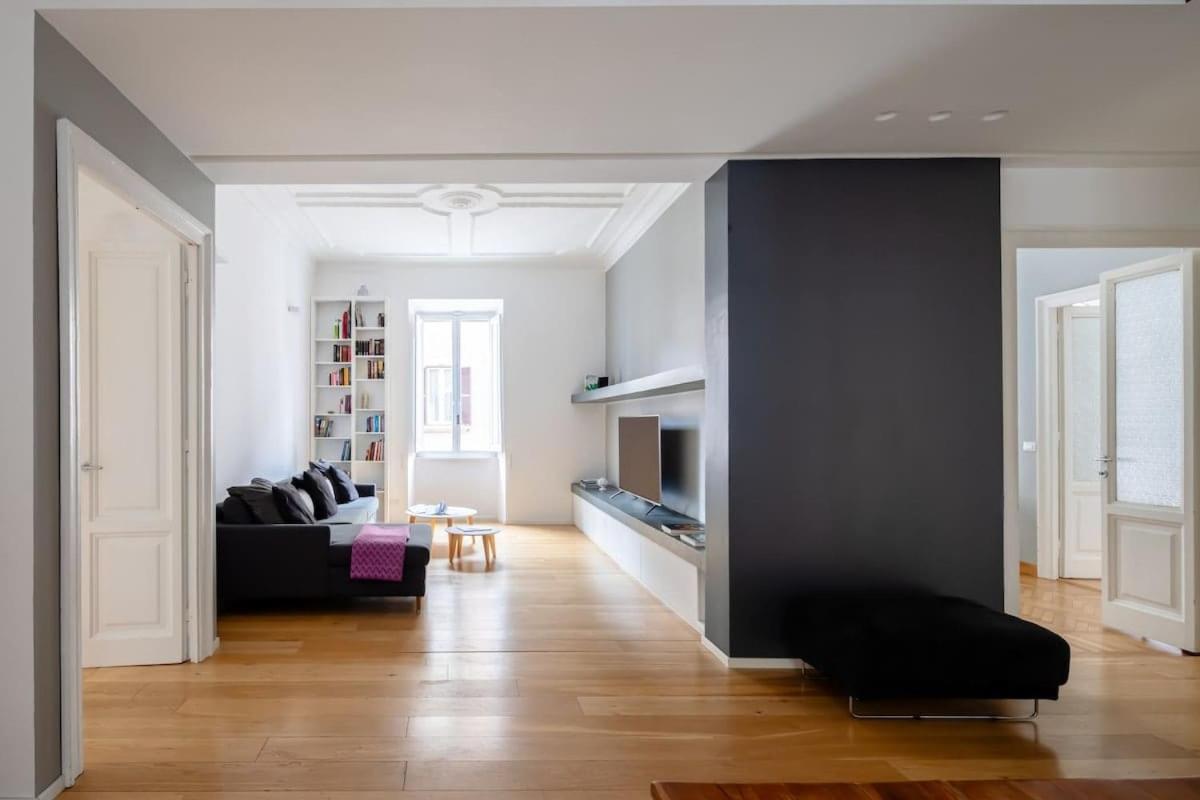 Apartment Via G. Ferrari Private