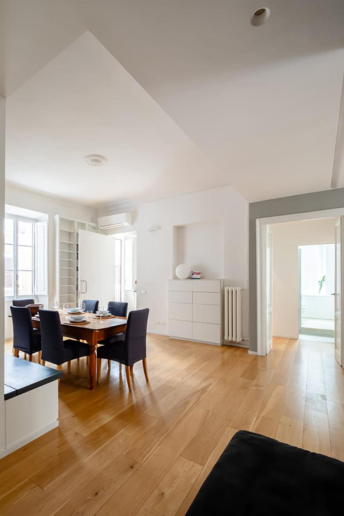 Apartment Via G. Ferrari Private